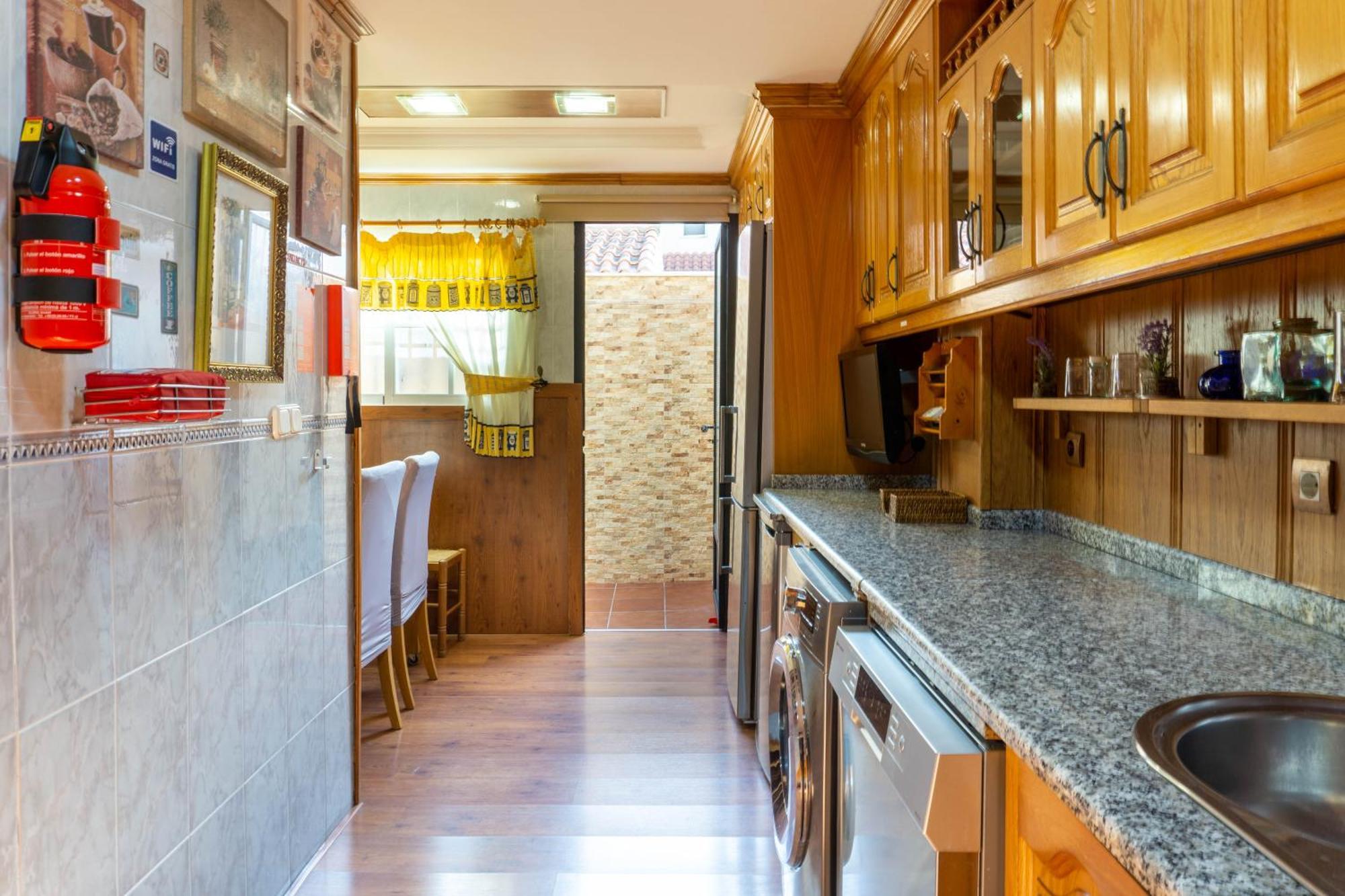 Apartment Aconte Малага Экстерьер фото